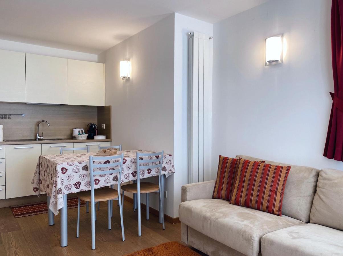 Ferienwohnung Bilocale Enjoy Temù Exterior foto