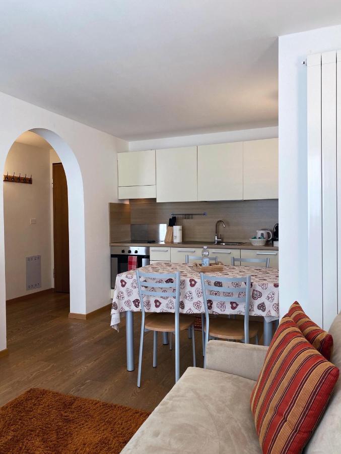 Ferienwohnung Bilocale Enjoy Temù Exterior foto